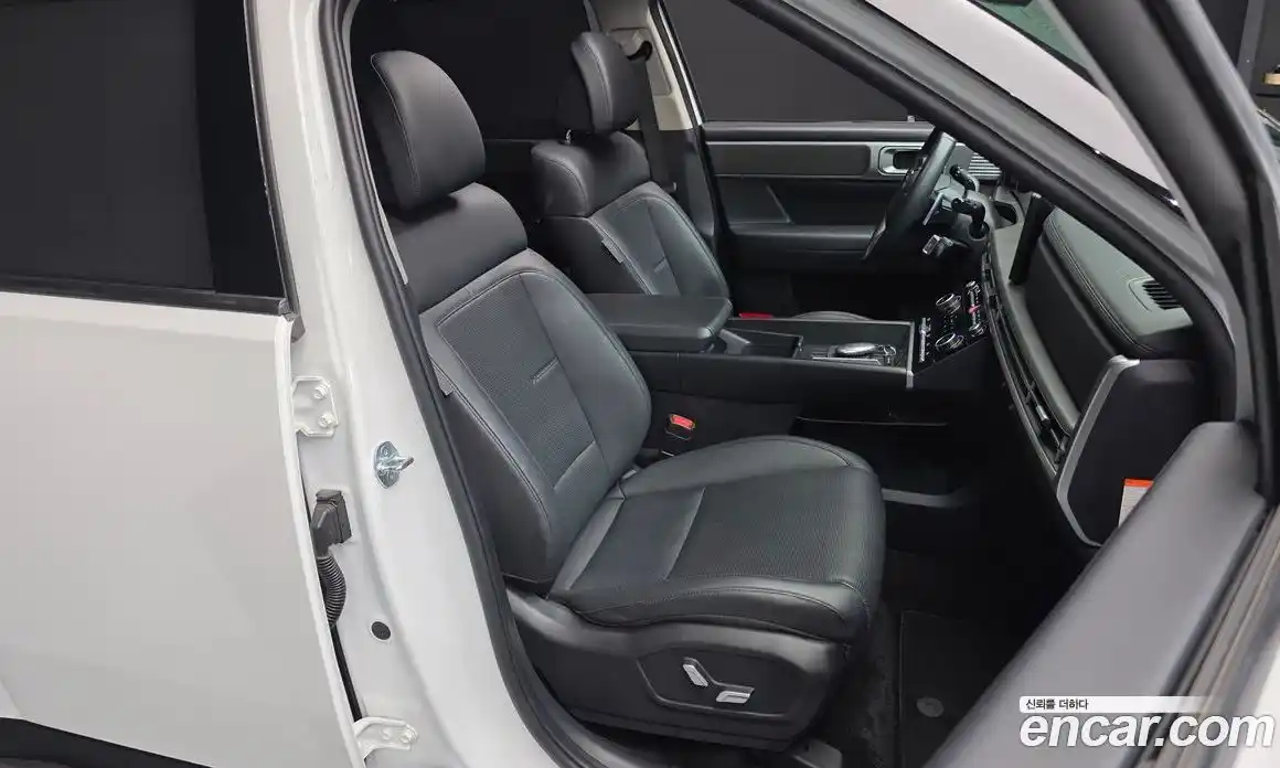 Hyundai Santa Fe 2024 1.6 Автомат в Москве № 111845, фото 6