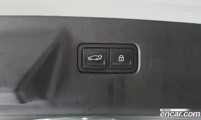 Hyundai Santa Fe 2024 1.6 Автомат в Москве № 111845, миниатюра 8