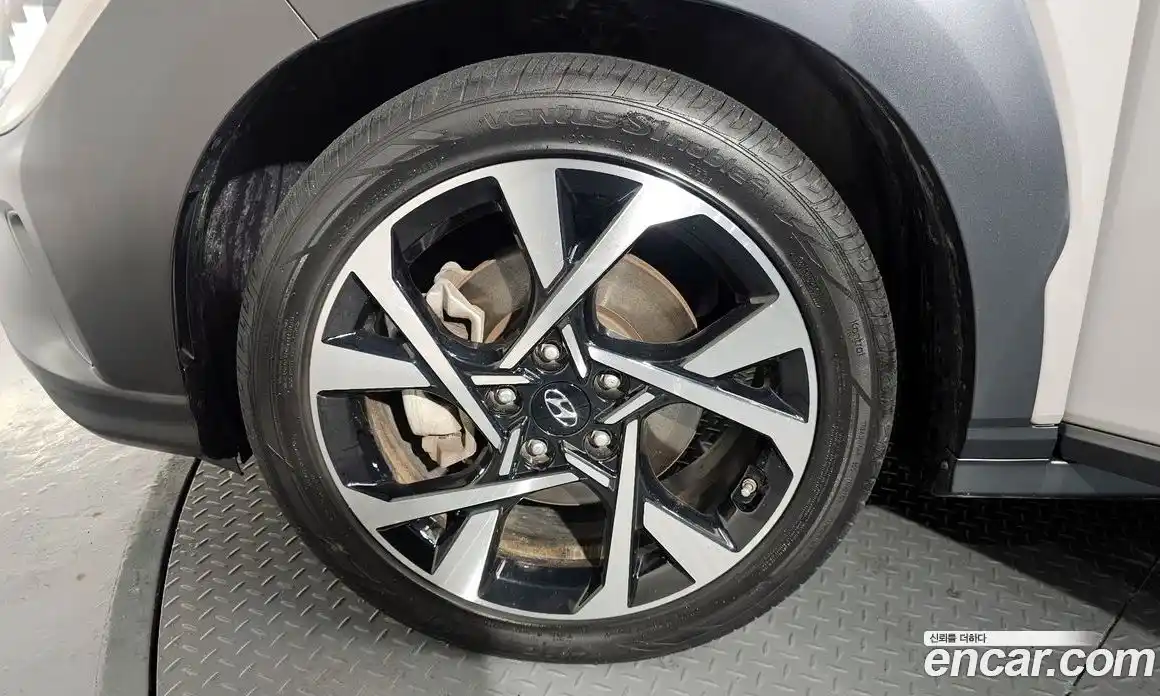 Hyundai Kona 2021 1.6 Автомат в Москве № 112718, фото 14