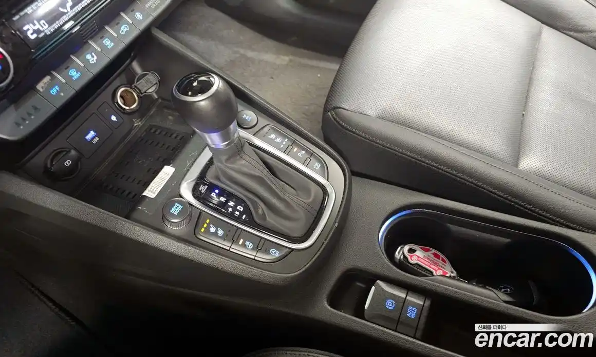 Hyundai Kona 2021 1.6 Автомат в Москве № 112718, фото 18