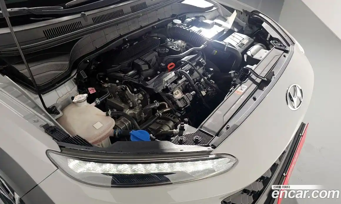 Hyundai Kona 2021 1.6 Автомат в Москве № 112718, фото 6