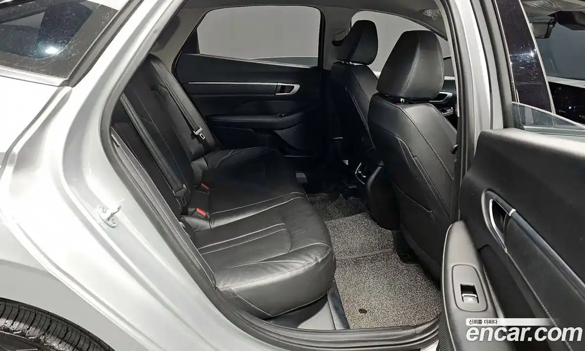 Hyundai Sonata 2025 2.0 Автомат в Москве № 113364, фото 16