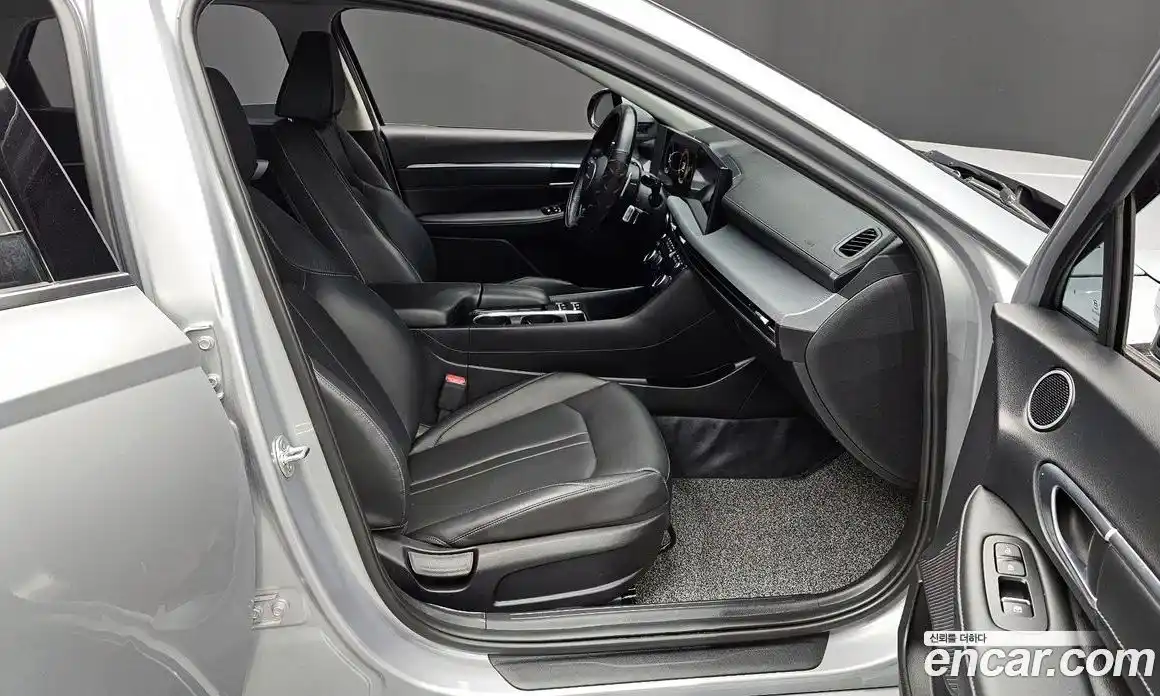 Hyundai Sonata 2025 2.0 Автомат в Москве № 113364, фото 4