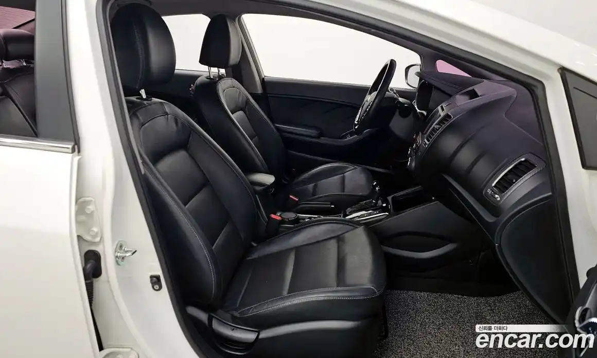 Kia K3 2016 1.6 Автомат в Москве № 121831, фото 8