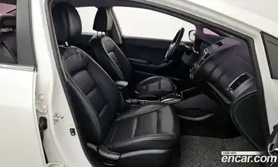 Kia K3 2016 1.6 Автомат в Москве № 121831, миниатюра 8