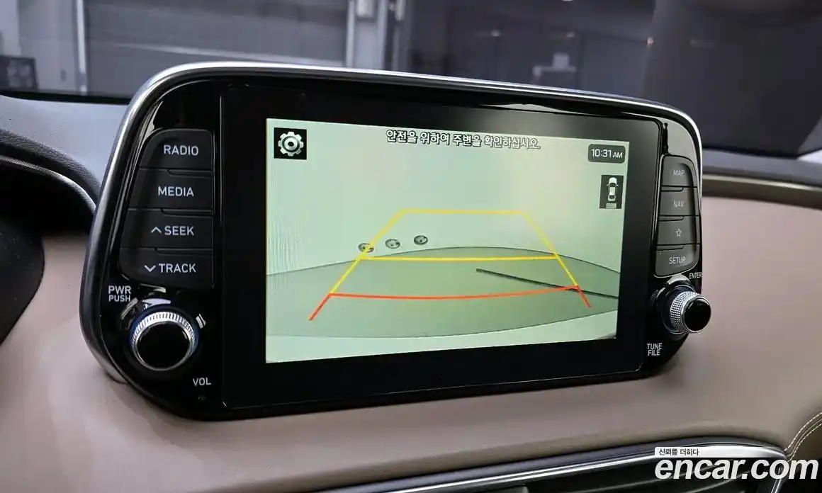 Hyundai Santa Fe 2019 2.0 Автомат в Москве № 124019, фото 11