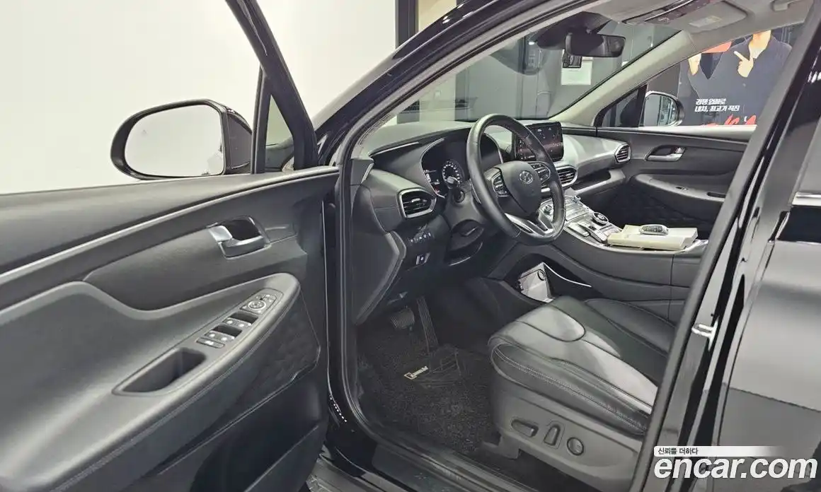 Hyundai Santa Fe 2023 2.5 Автомат в Москве № 124878, фото 12