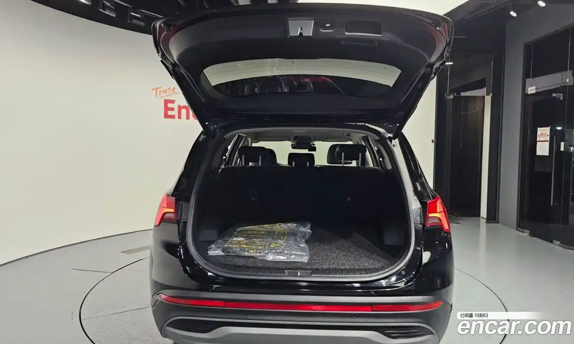 Hyundai Santa Fe 2023 2.5 Автомат в Москве № 124878, фото 14