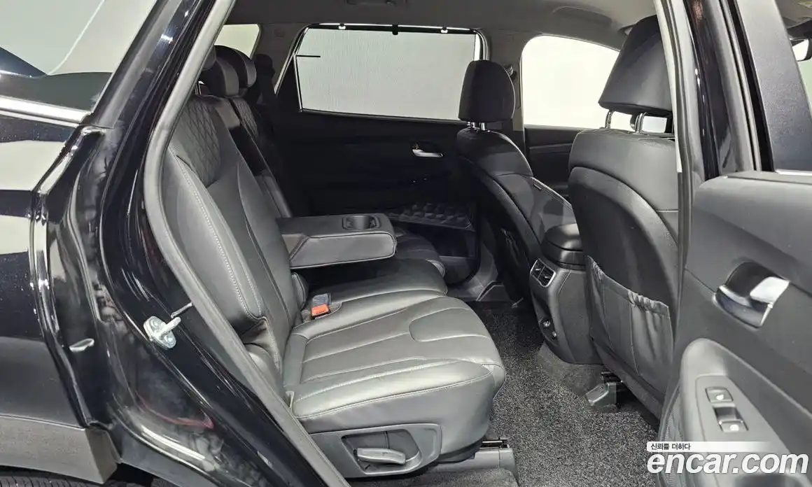 Hyundai Santa Fe 2023 2.5 Автомат в Москве № 124878, фото 8