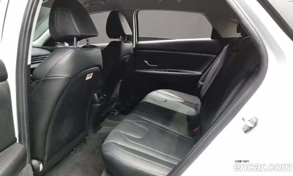 Hyundai Avante 2021 1.6 Автомат в Москве № 126419, фото 19