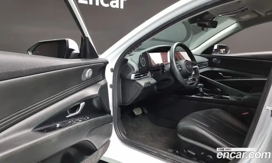 Hyundai Avante 2021 1.6 Автомат в Москве № 126419, фото 8