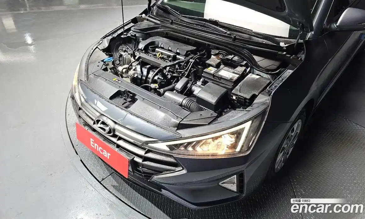 Hyundai Avante 2019 1.6 Автомат в Москве № 126933, фото 13