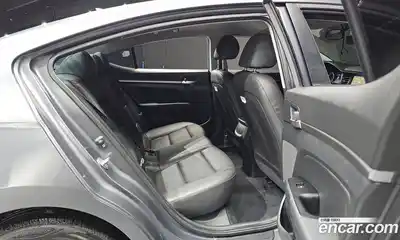 Hyundai Avante 2019 1.6 Автомат в Москве № 126933, миниатюра 5