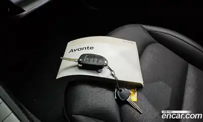 Hyundai Avante 2019 1.6 Автомат в Москве № 126933, миниатюра 10