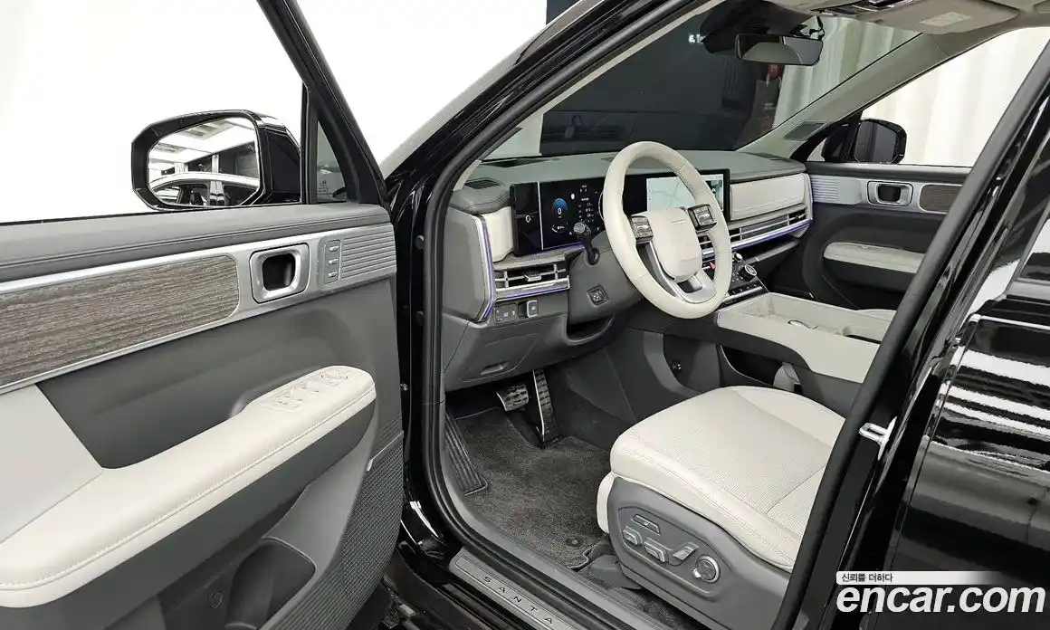 Hyundai Santa Fe 2025 2.5 Автомат в Москве № 130028, фото 17