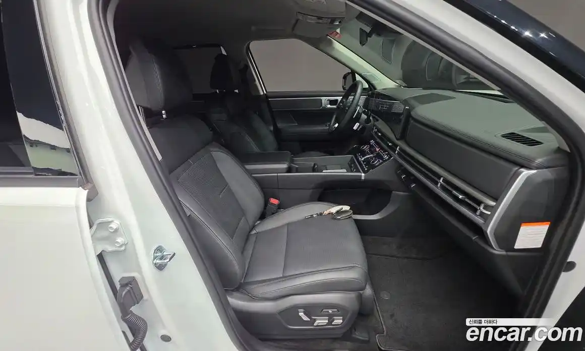 Hyundai Santa Fe 2024 1.6 Автомат в Москве № 130234, фото 13