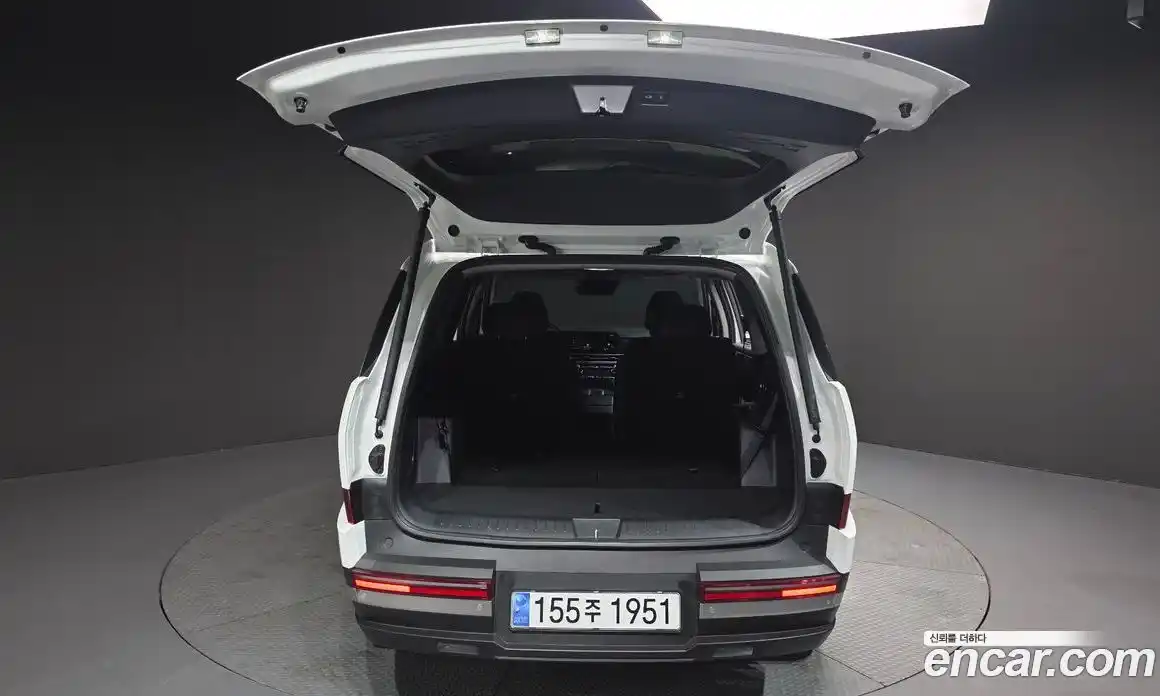 Hyundai Santa Fe 2024 1.6 Автомат в Москве № 130234, фото 16