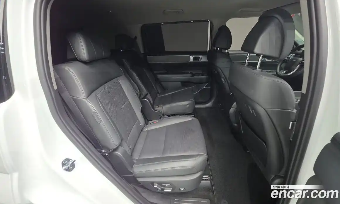 Hyundai Santa Fe 2024 1.6 Автомат в Москве № 130234, фото 17