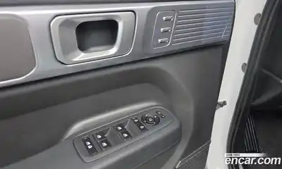 Hyundai Santa Fe 2024 1.6 Автомат в Москве № 130234, миниатюра 9