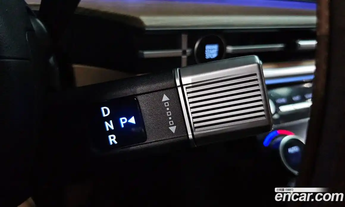 Hyundai Santa Fe 2025 2.5 Автомат в Москве № 130253, фото 15