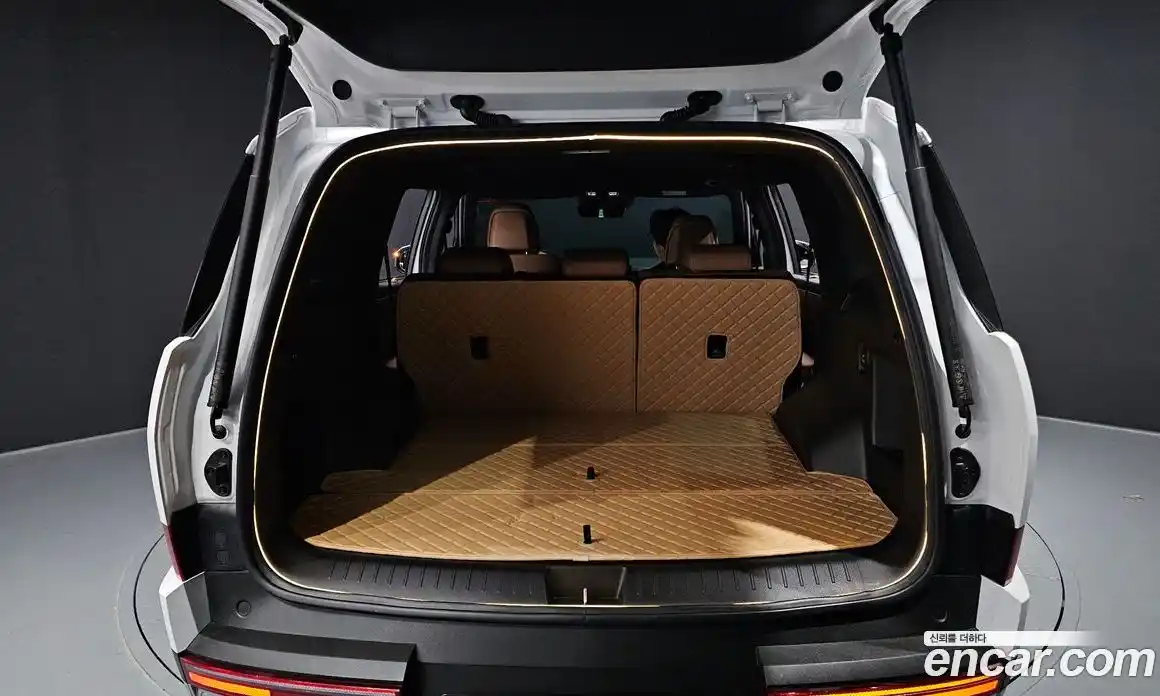 Hyundai Santa Fe 2025 2.5 Автомат в Москве № 130253, фото 17