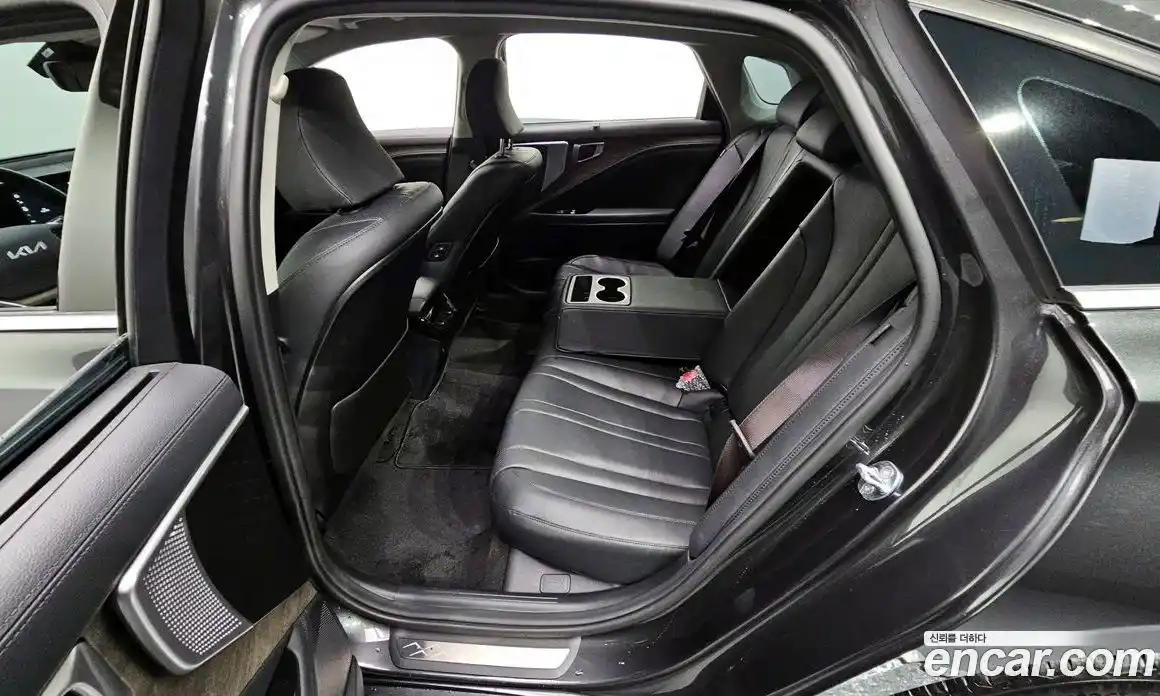 Kia K8 2022 2.5 Автомат в Москве № 131125, фото 19