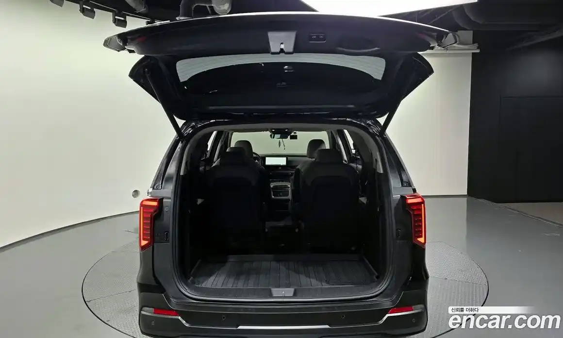 Kia Canival 2024 2.2 Автомат в Москве № 131336, фото 7