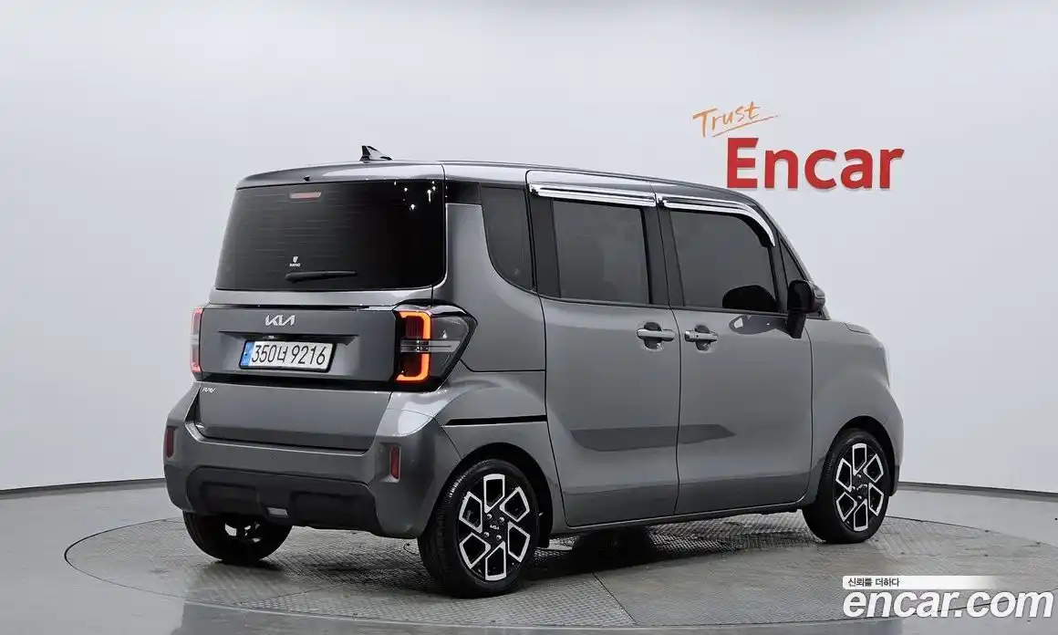 Kia Ray 2023 1.0 Автомат в Москве № 131836, фото 9