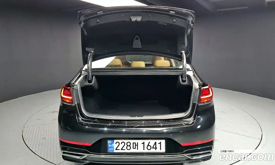 Kia K7 2020 2.5 Автомат в Москве № 132335, фото 17