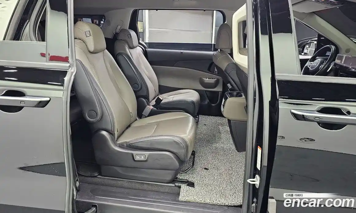 Kia Canival 2024 1.6 Автомат в Москве № 132970, фото 16