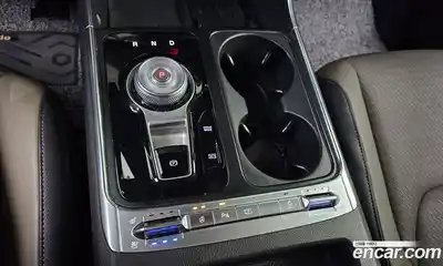 Kia Canival 2024 1.6 Автомат в Москве № 132970, миниатюра 10