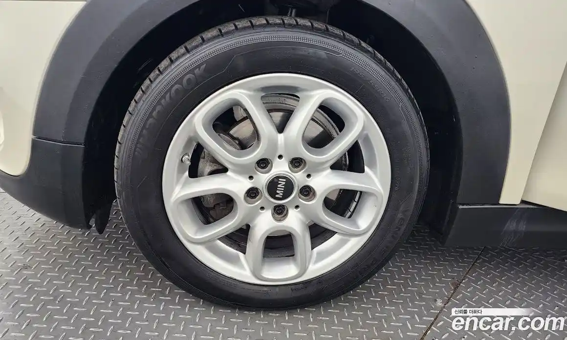 Mini Cooper 2018 1.5 Автомат в Москве № 140955, фото 1