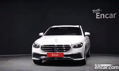 Mercedes-Benz E-Class 2021 2.0 Автомат в Москве № 141706, миниатюра 4