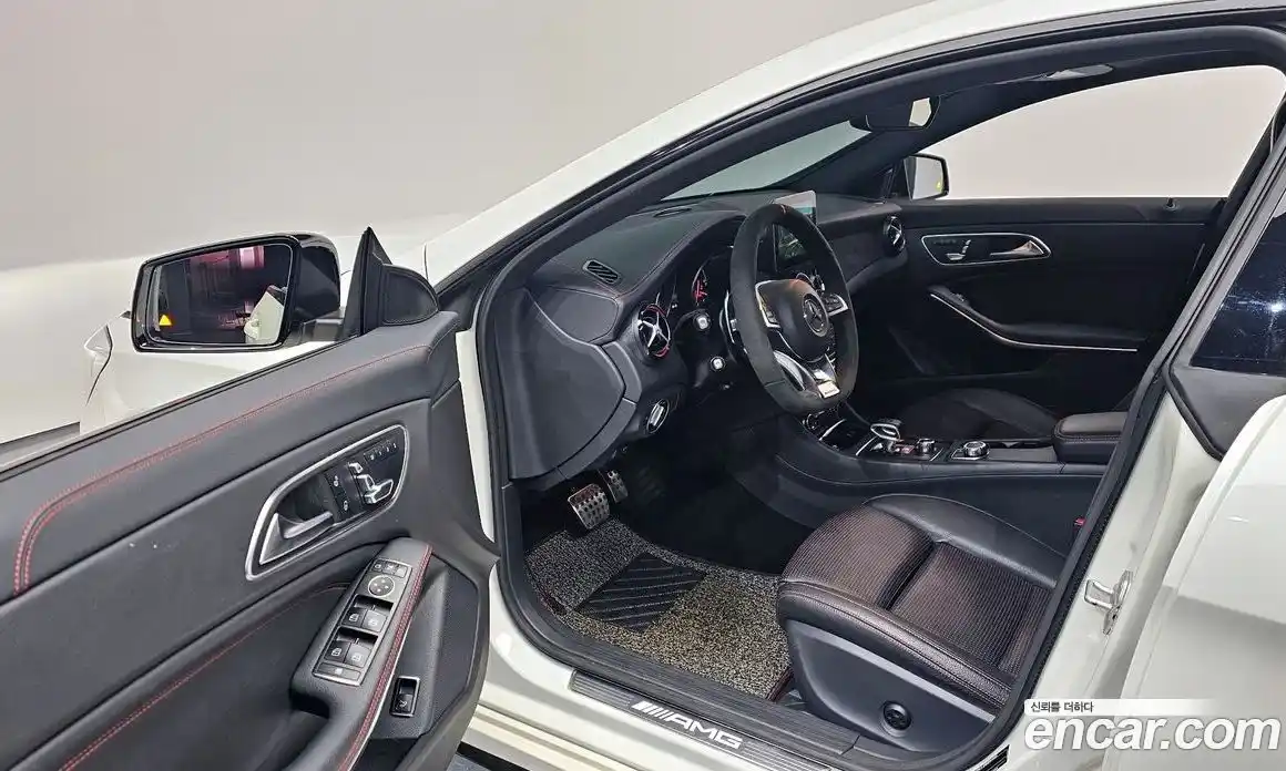 Mercedes-Benz CLA-Class 2018 2.0 Автомат в Москве № 142467, фото 13