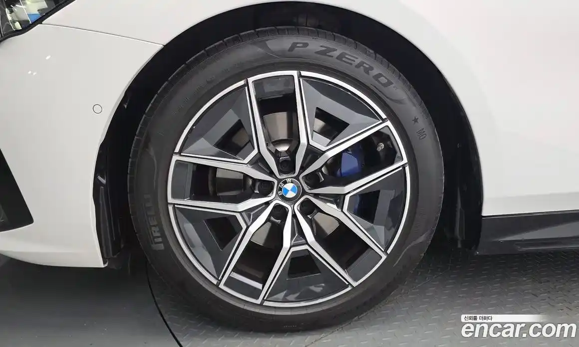 BMW 5-Series 2024 2.0 Автомат в Москве № 154437, фото 3