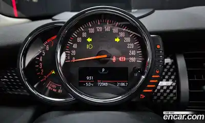 Mini Cooper 2017 2.0 Автомат в Москве № 154467, миниатюра 2