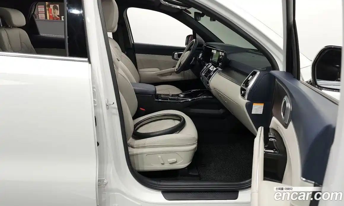 Kia Sorento 2023 1.6 Автомат в Москве № 156886, фото 15