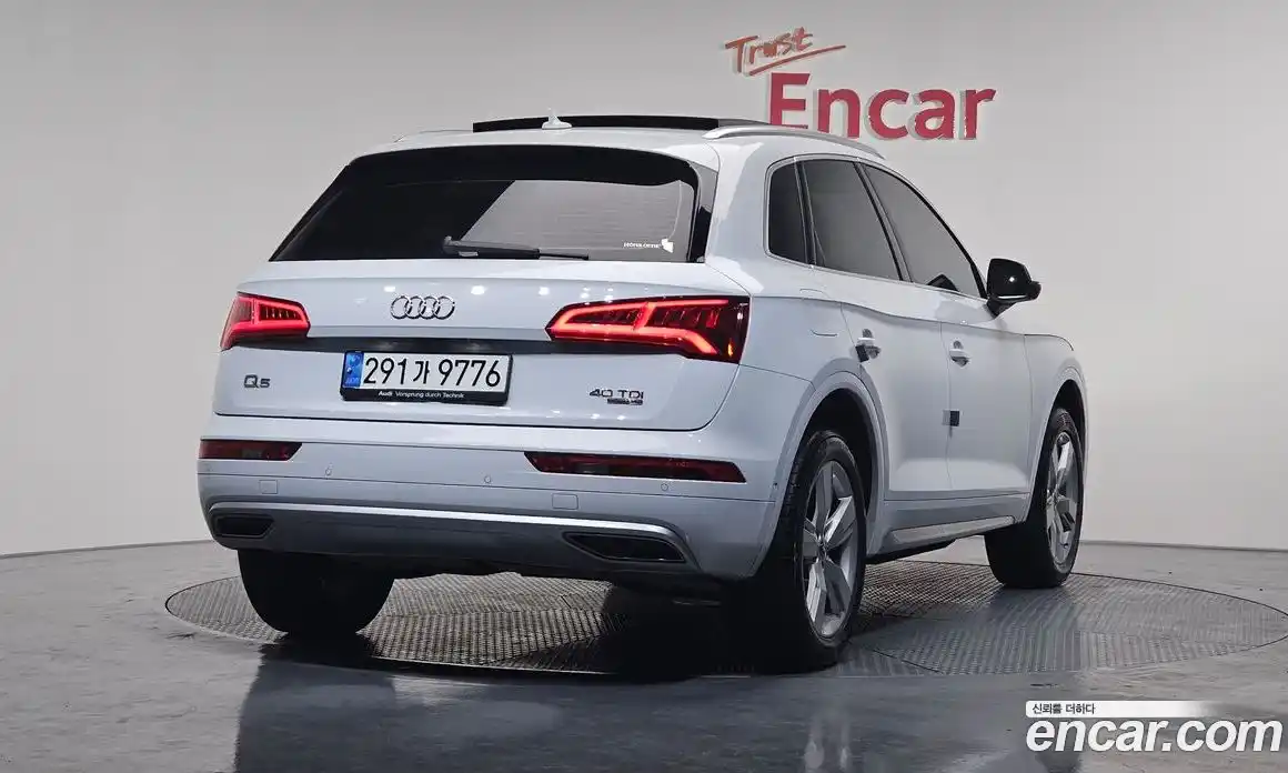 Audi Q5 2020 2.0 Автомат в Москве № 160831, фото 19