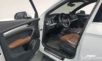 Audi Q5 2020 2.0 Автомат в Москве № 160831, миниатюра 3