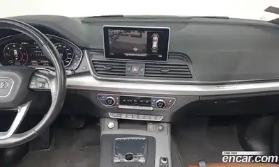 Audi Q5 2020 2.0 Автомат в Москве № 160831, миниатюра 4