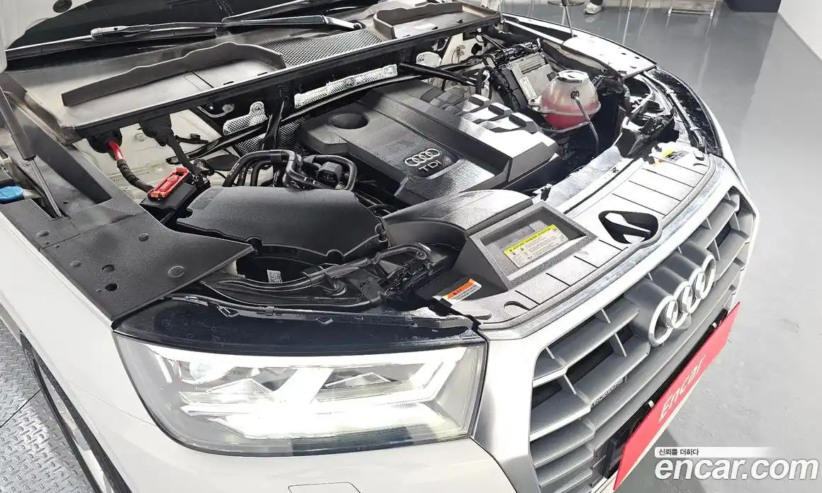 Audi Q5 2020 2.0 Автомат в Москве № 160831, фото 5