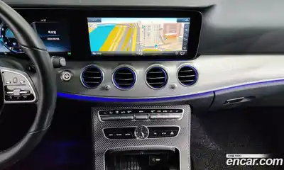 Mercedes-Benz E-Class, 2020