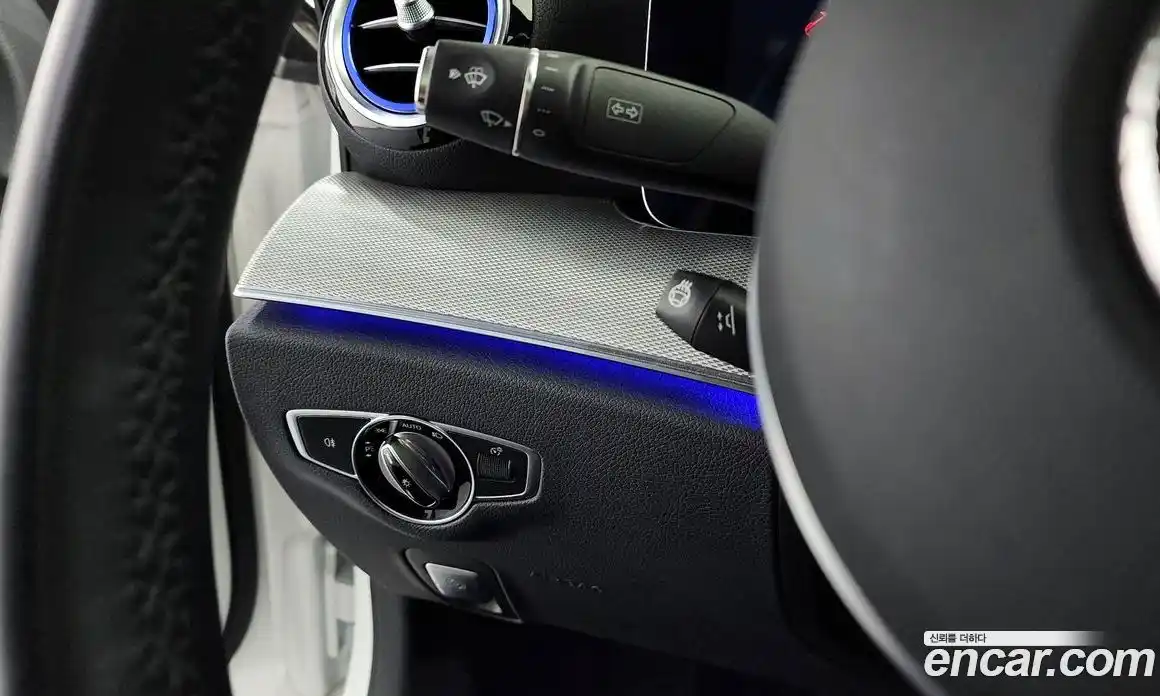 Mercedes-Benz E-Class 2020 2.0 Автомат в Москве № 161070, фото 11