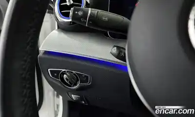 Mercedes-Benz E-Class 2020 2.0 Автомат в Москве № 161070, миниатюра 11