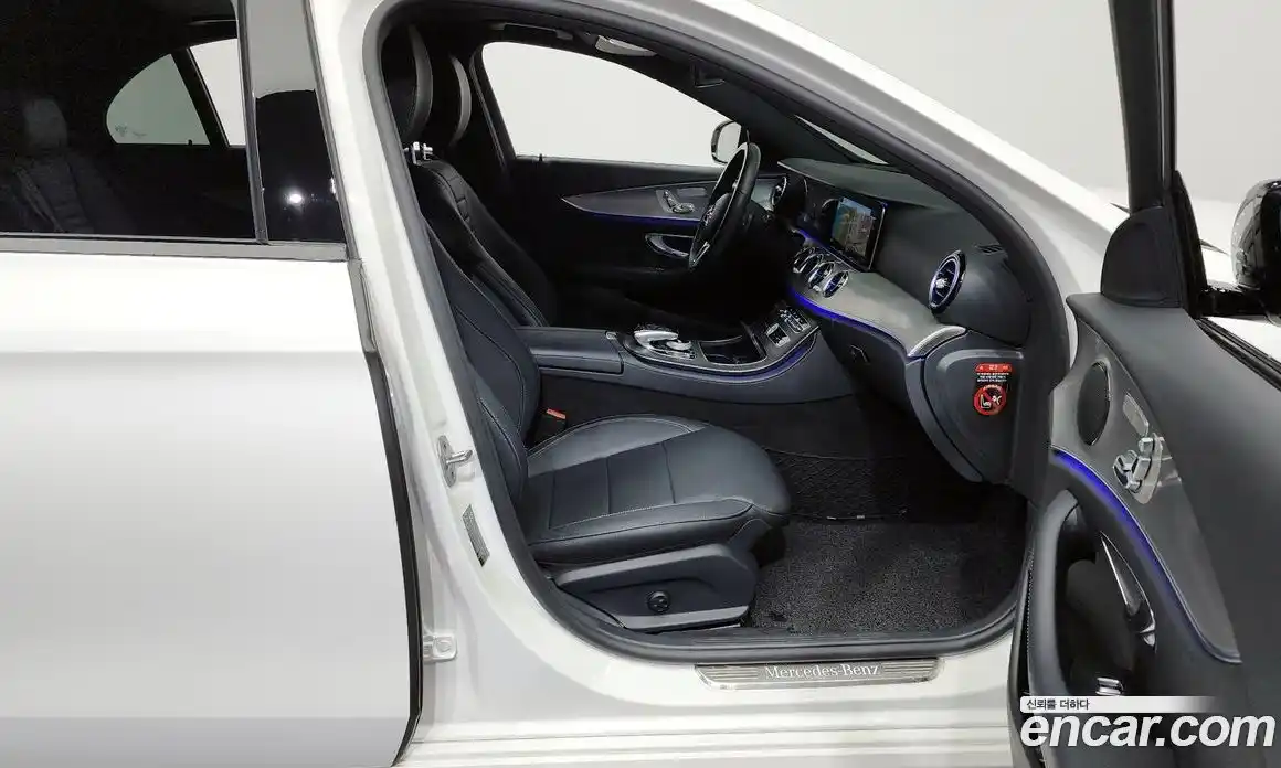 Mercedes-Benz E-Class 2020 2.0 Автомат в Москве № 161070, фото 9