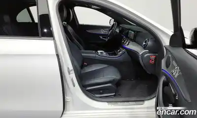 Mercedes-Benz E-Class 2020 2.0 Автомат в Москве № 161070, миниатюра 9