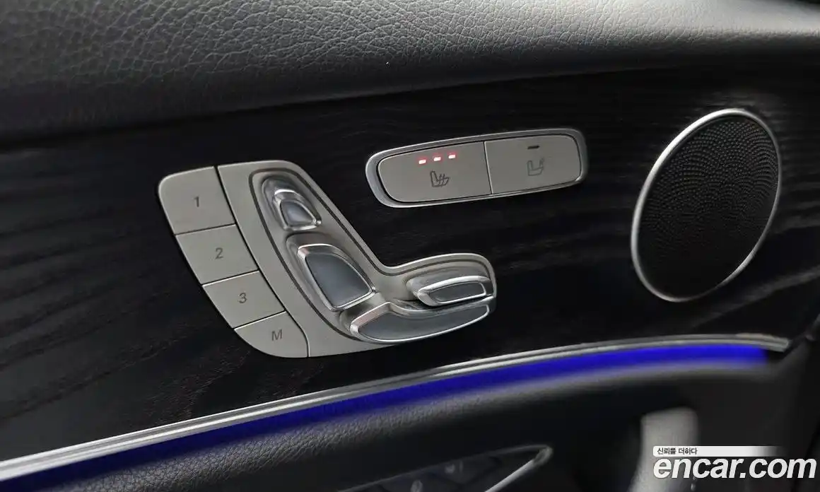 Mercedes-Benz E-Class 2018 1.9 Автомат в Москве № 161588, фото 10