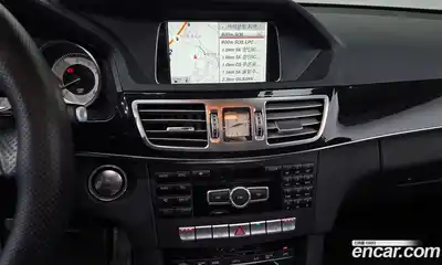 Mercedes-Benz E-Class 2014 3.5 Автомат в Москве № 161599, миниатюра 11