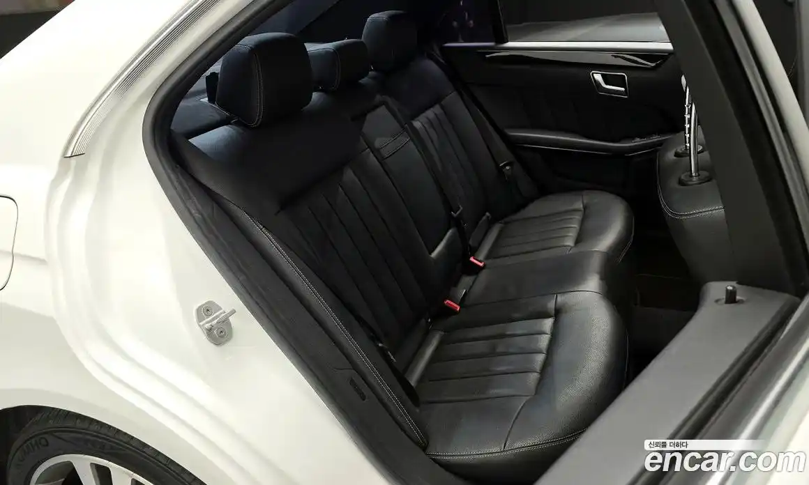 Mercedes-Benz E-Class 2014 3.5 Автомат в Москве № 161599, фото 14