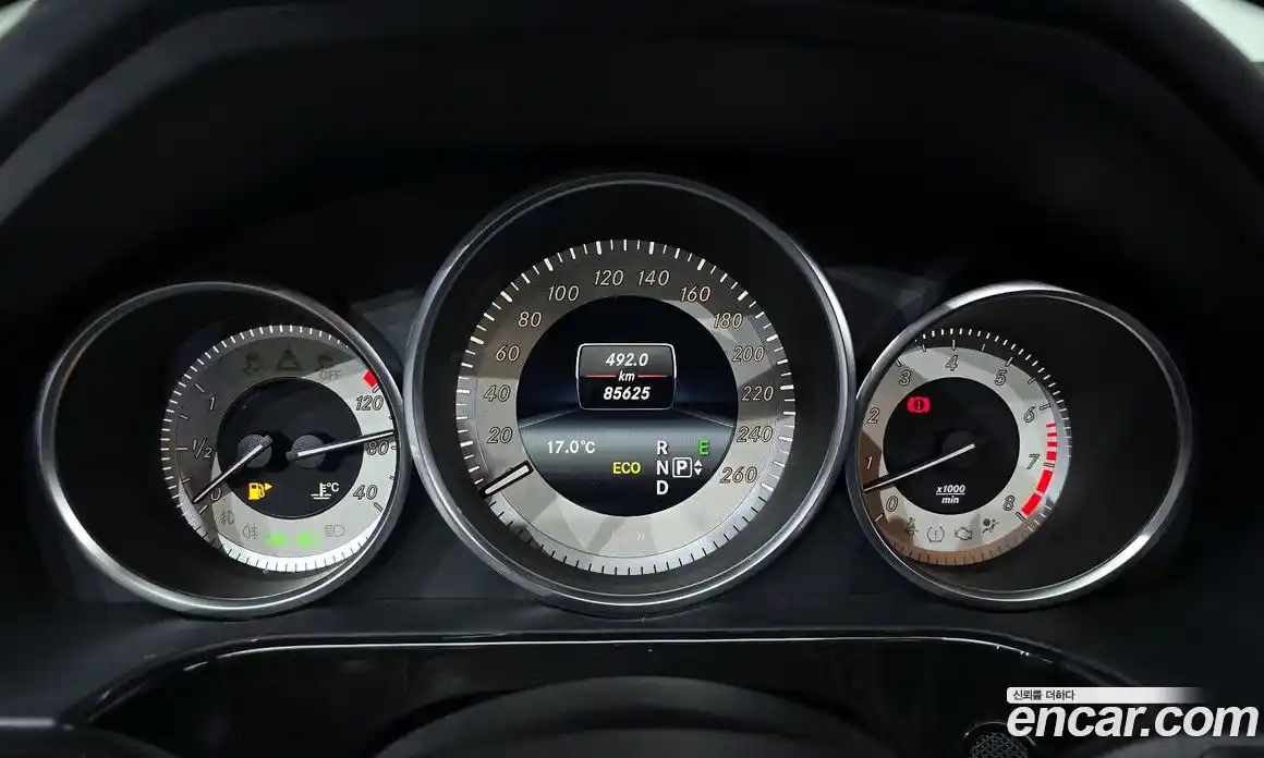 Mercedes-Benz E-Class 2014 3.5 Автомат в Москве № 161599, фото 17